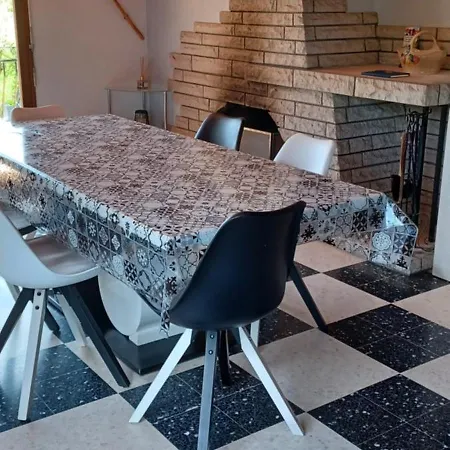 La Belle Vue Apartment